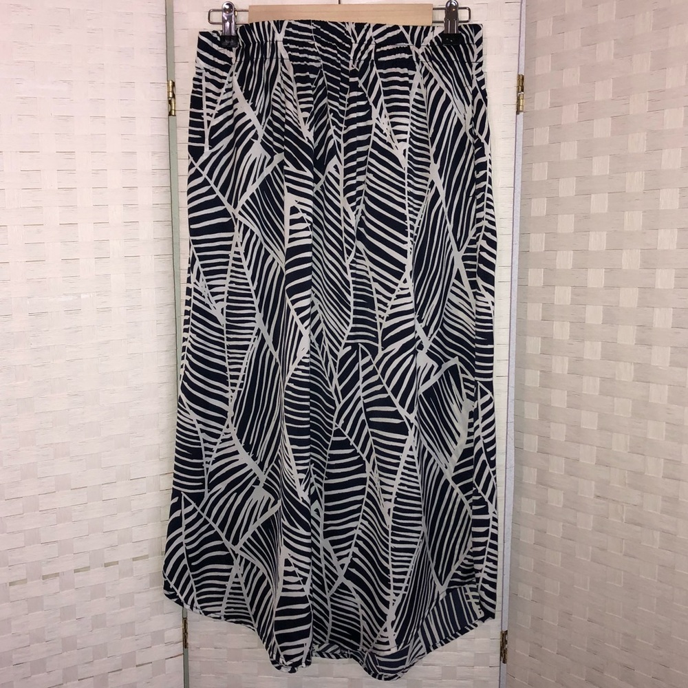 Loft midi skirt Sz S petite